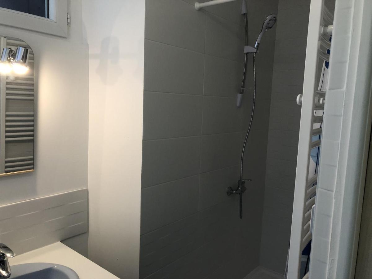 Chambres Individuelles Avec Partie Commune Ou Logement Entier Si Disponible Via Rhona Vulbens Buitenkant foto